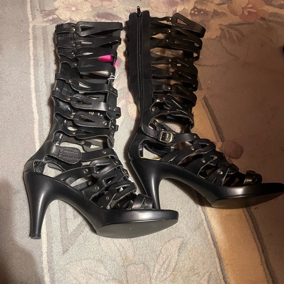 New Sotto Sopra Italian leather gladiator sandals - Picture 1 of 9